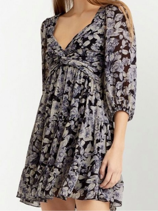 cinq a sept Dresses & Skirts - cinq a sept Black Floral Print Mini Dress